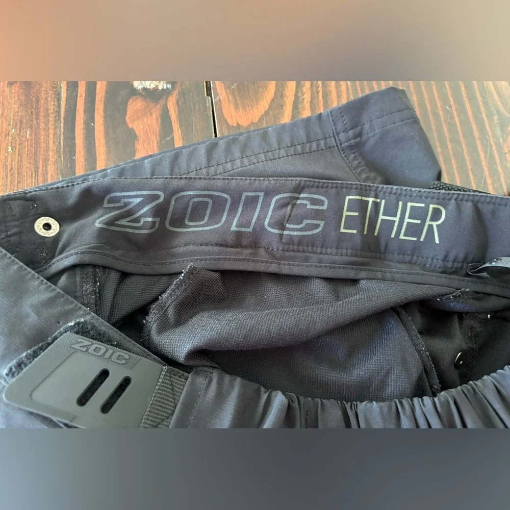 Zoic | Ether Cycling Shorts | Men’s Large‎ | Cargo | Bike | Black